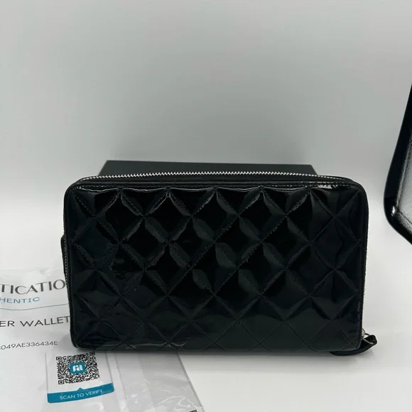 Chanel Patent Leather Black Quilted Organizer Wallet w/ COA - Picture 2 of 11